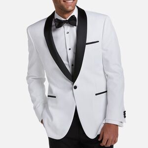 Men’s White Tuxedo Dinner Jacket and Pants
